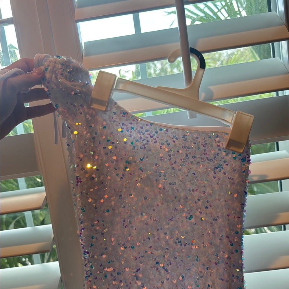 Sequin Embellished Sleeveless Top